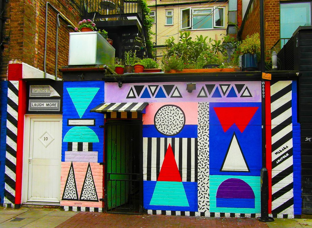 façade colorée en street art dans Brick Lane, Shoreditch, Londres